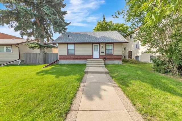 5015 47 Street , Lloydminster