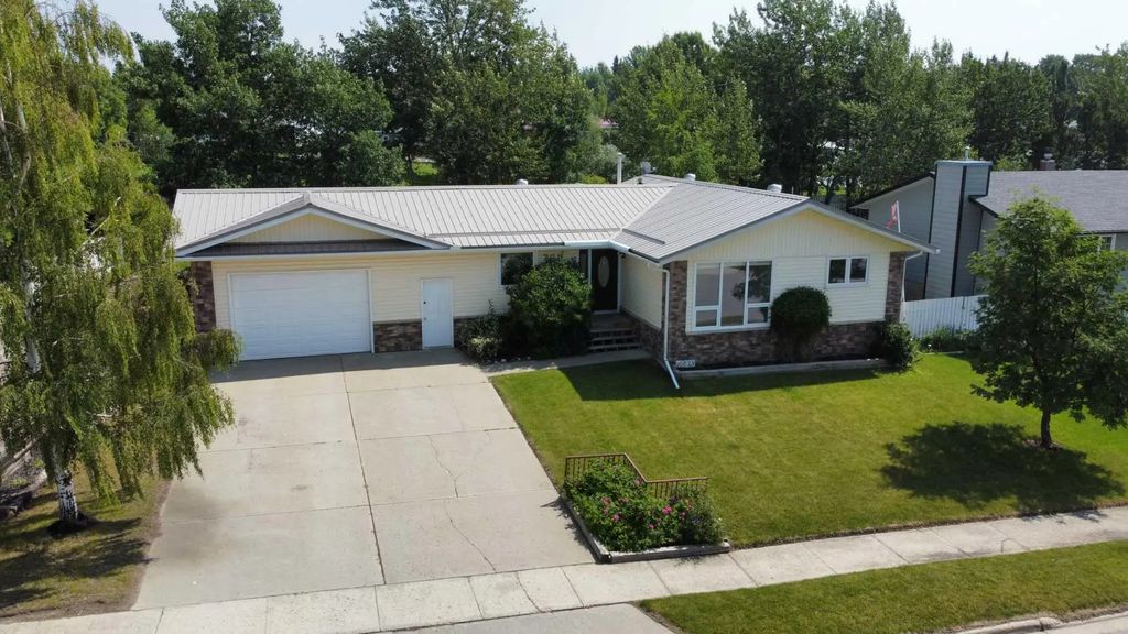 10625 105 Avenue  , Grande Cache