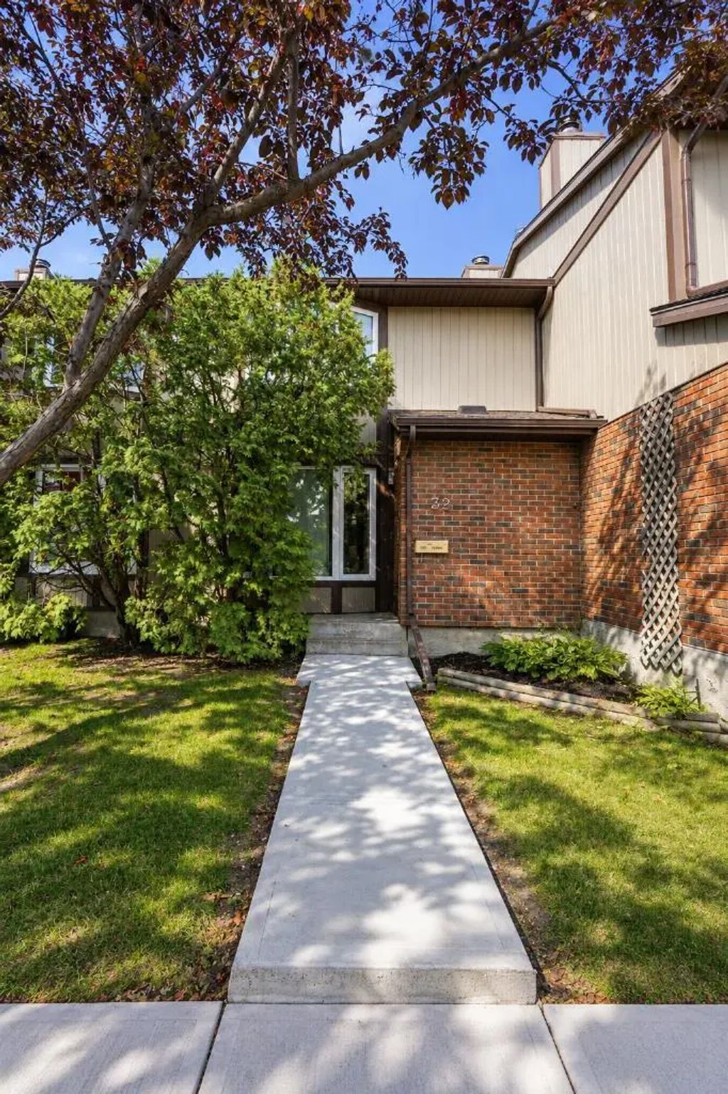 32 6103 Madigan Drive Ne, Calgary