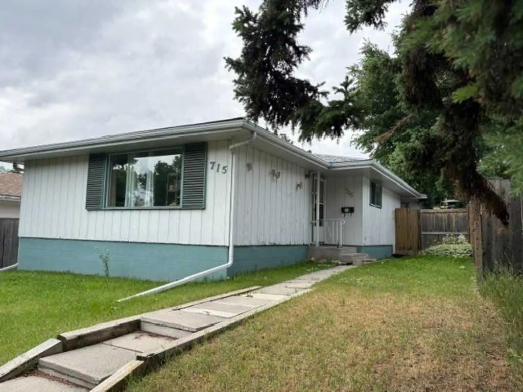 715 64 Avenue Nw, Calgary