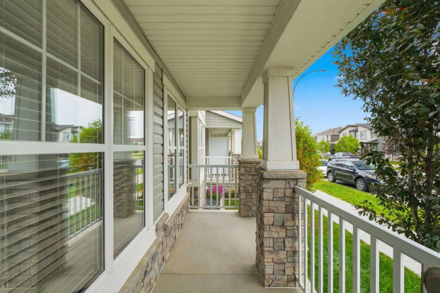 1449 Carrington Boulevard Northwest, Calgary – Residential Row/Townhouse Listing Photo 3