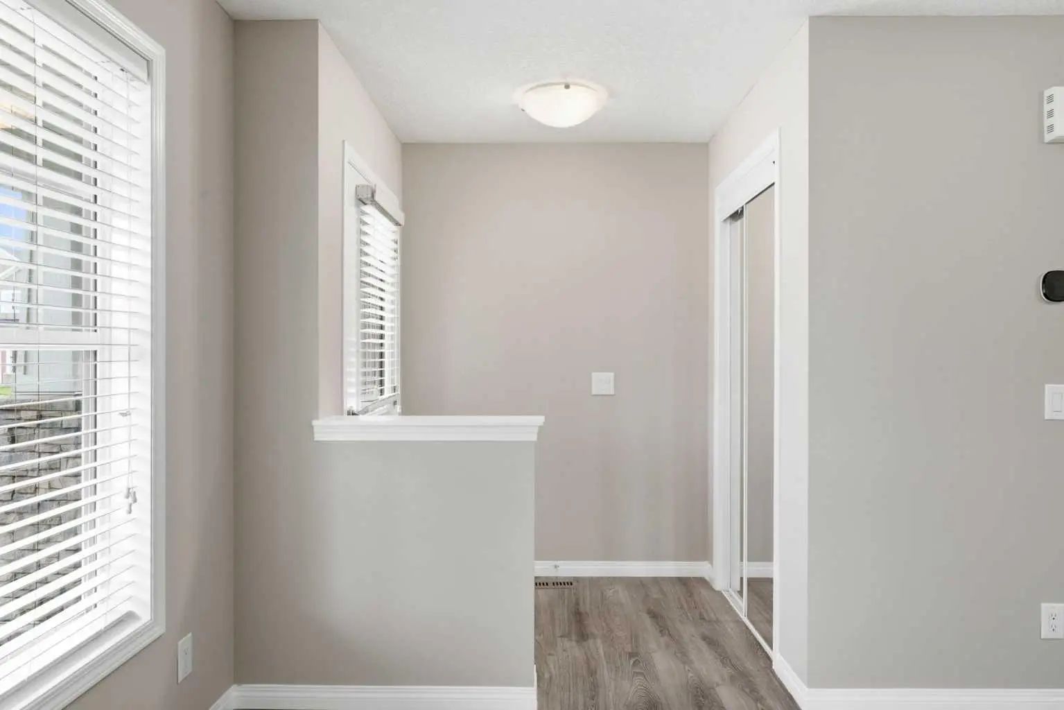 1449 Carrington Boulevard Northwest, Calgary – Residential Row/Townhouse Listing Photo 5