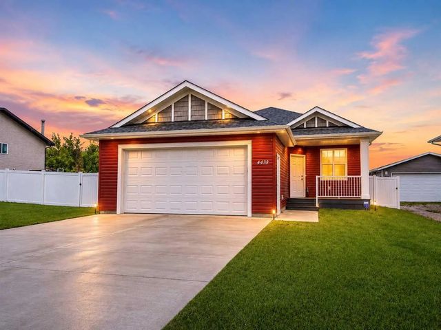 4438 Van Eaton Way , Clive