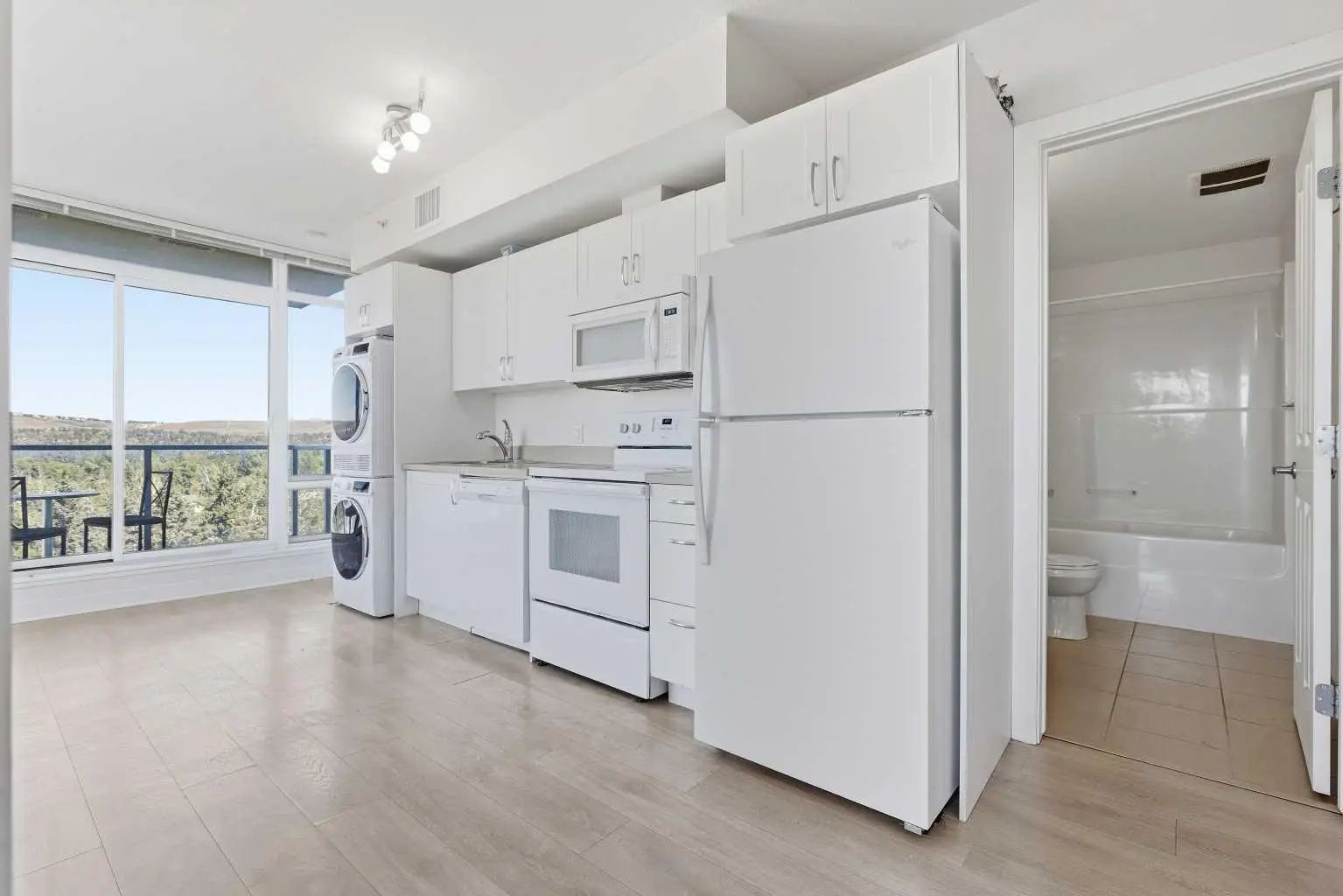 713 30 Brentwood Common Northwest, Calgary – Residential Apartment Listing Photo 16