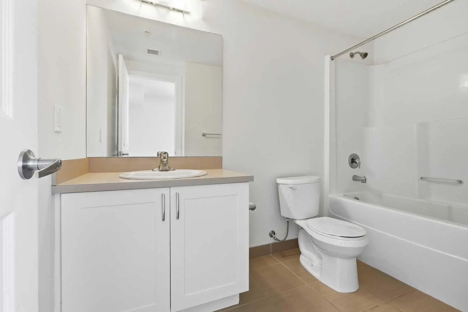 713 30 Brentwood Common Northwest, Calgary – Residential Apartment Listing Photo 23
