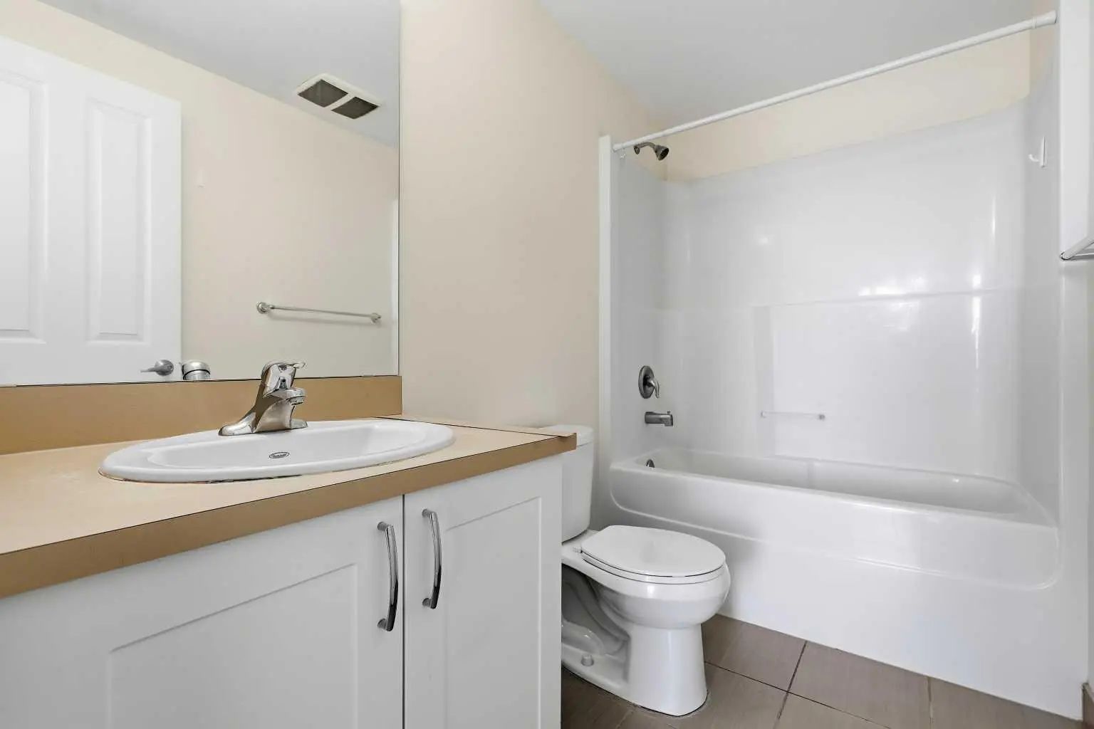 713 30 Brentwood Common Northwest, Calgary – Residential Apartment Listing Photo 24