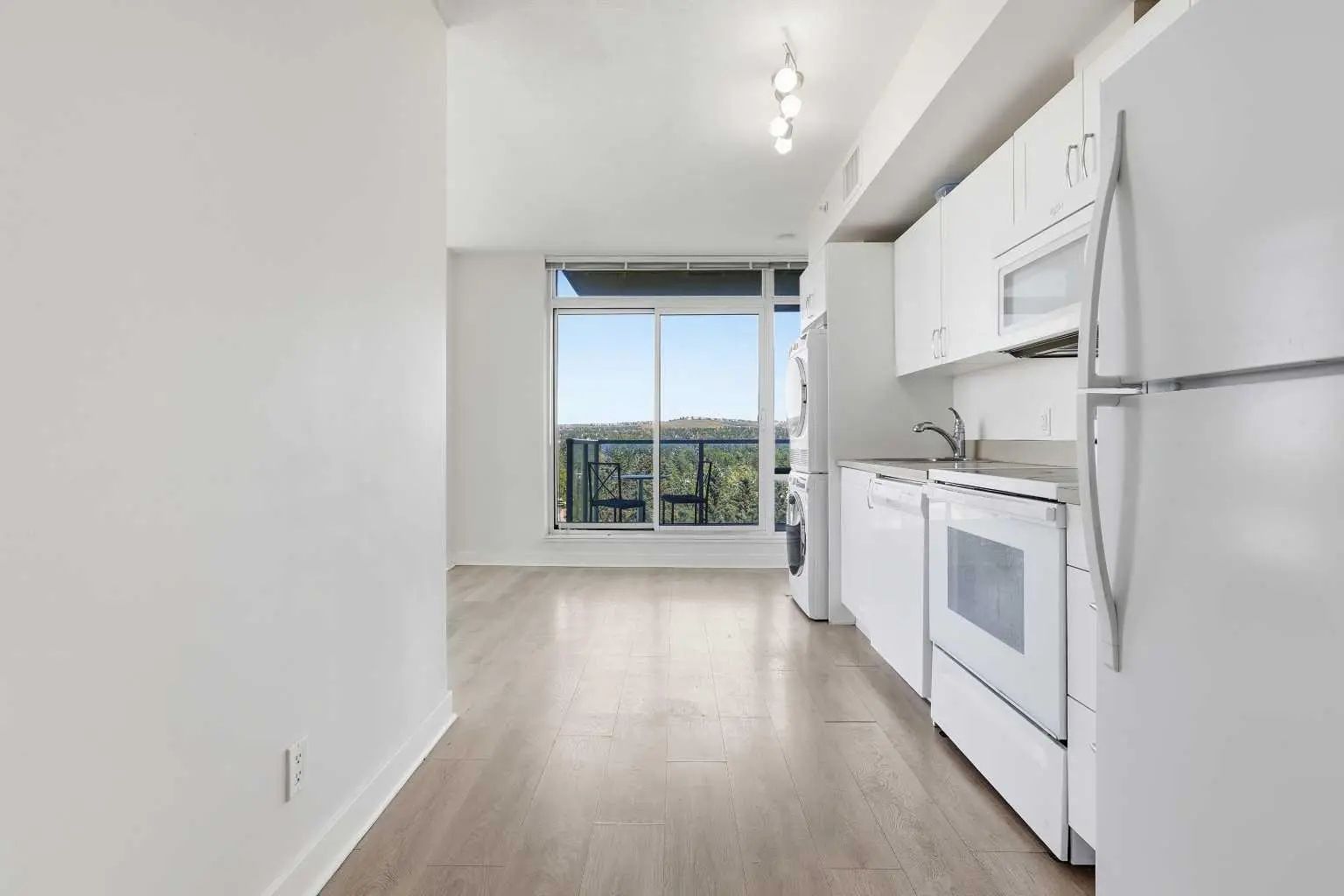 713 30 Brentwood Common Northwest, Calgary – Residential Apartment Listing Photo 5