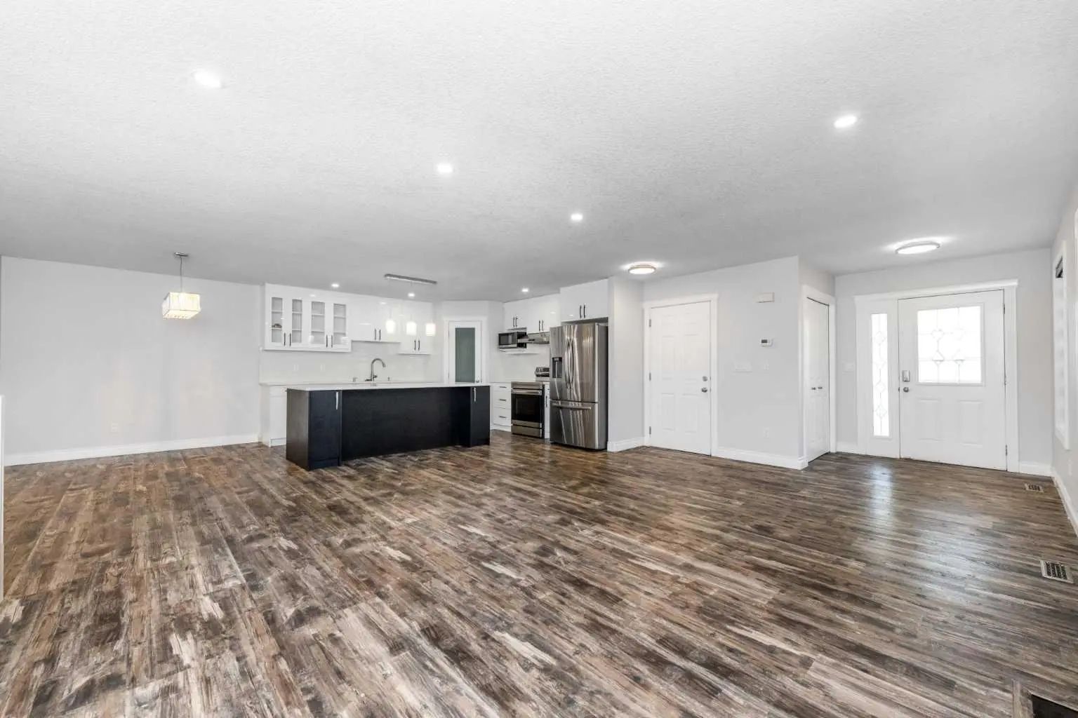192 Cove Rise , Chestermere – Residential Semi Detached (Half Duplex) Listing Photo 12