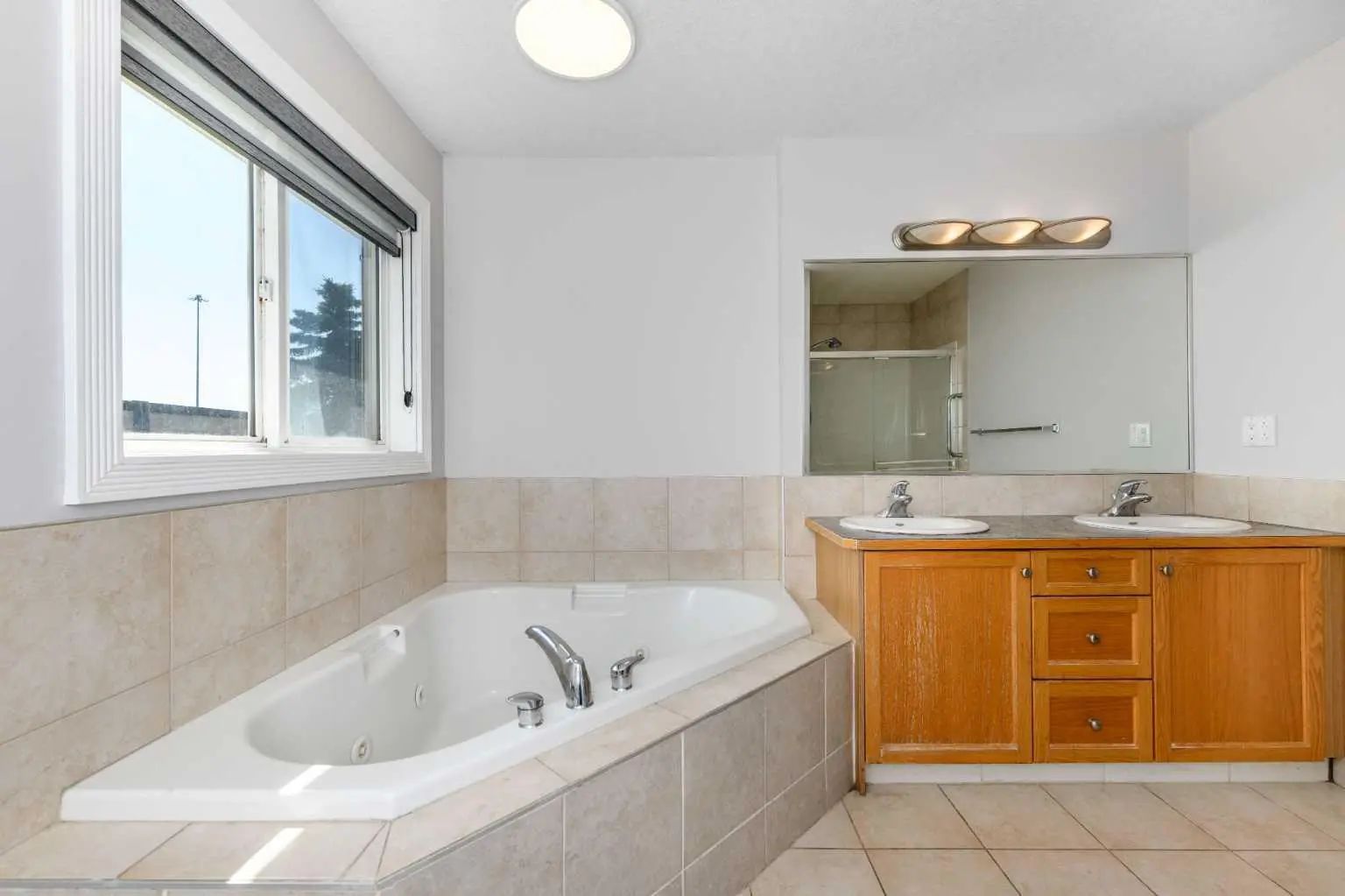 192 Cove Rise , Chestermere – Residential Semi Detached (Half Duplex) Listing Photo 24