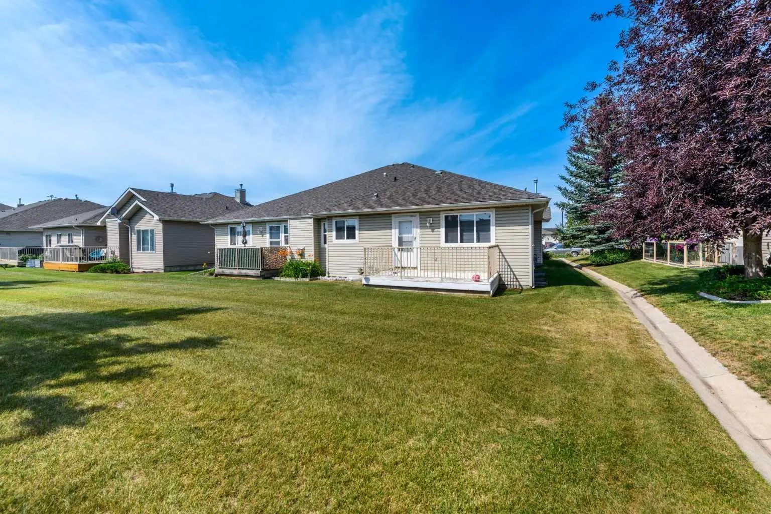 192 Cove Rise , Chestermere – Residential Semi Detached (Half Duplex) Listing Photo 5
