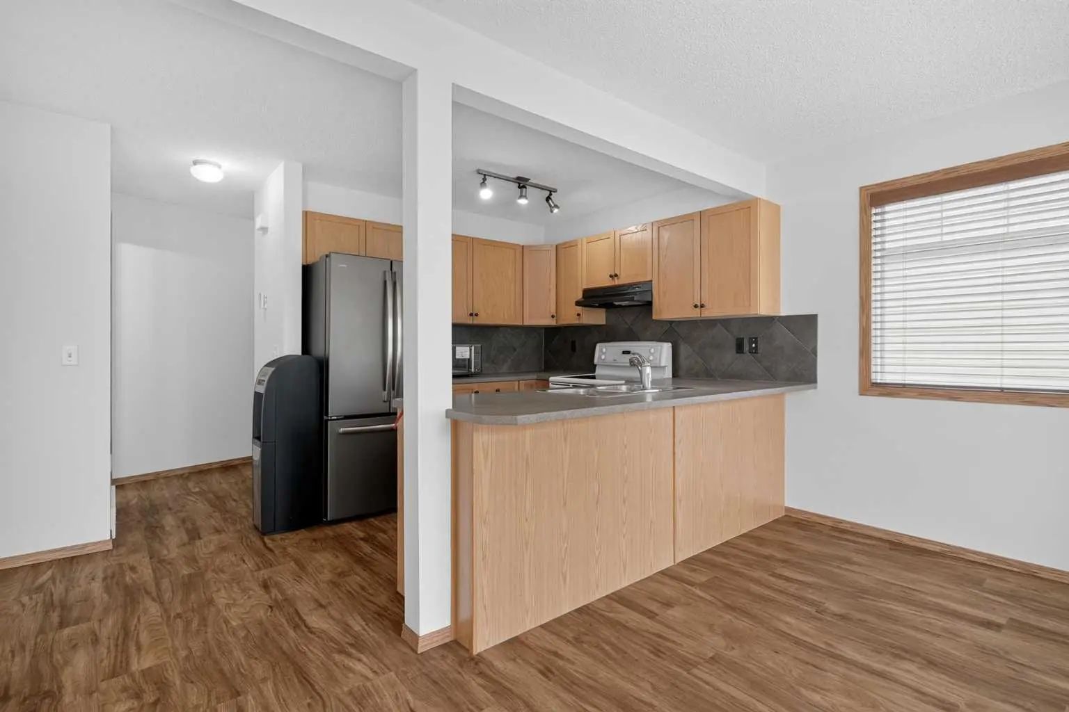 2337 Eversyde Avenue Southwest, Calgary – Residential Row/Townhouse Listing Photo 13