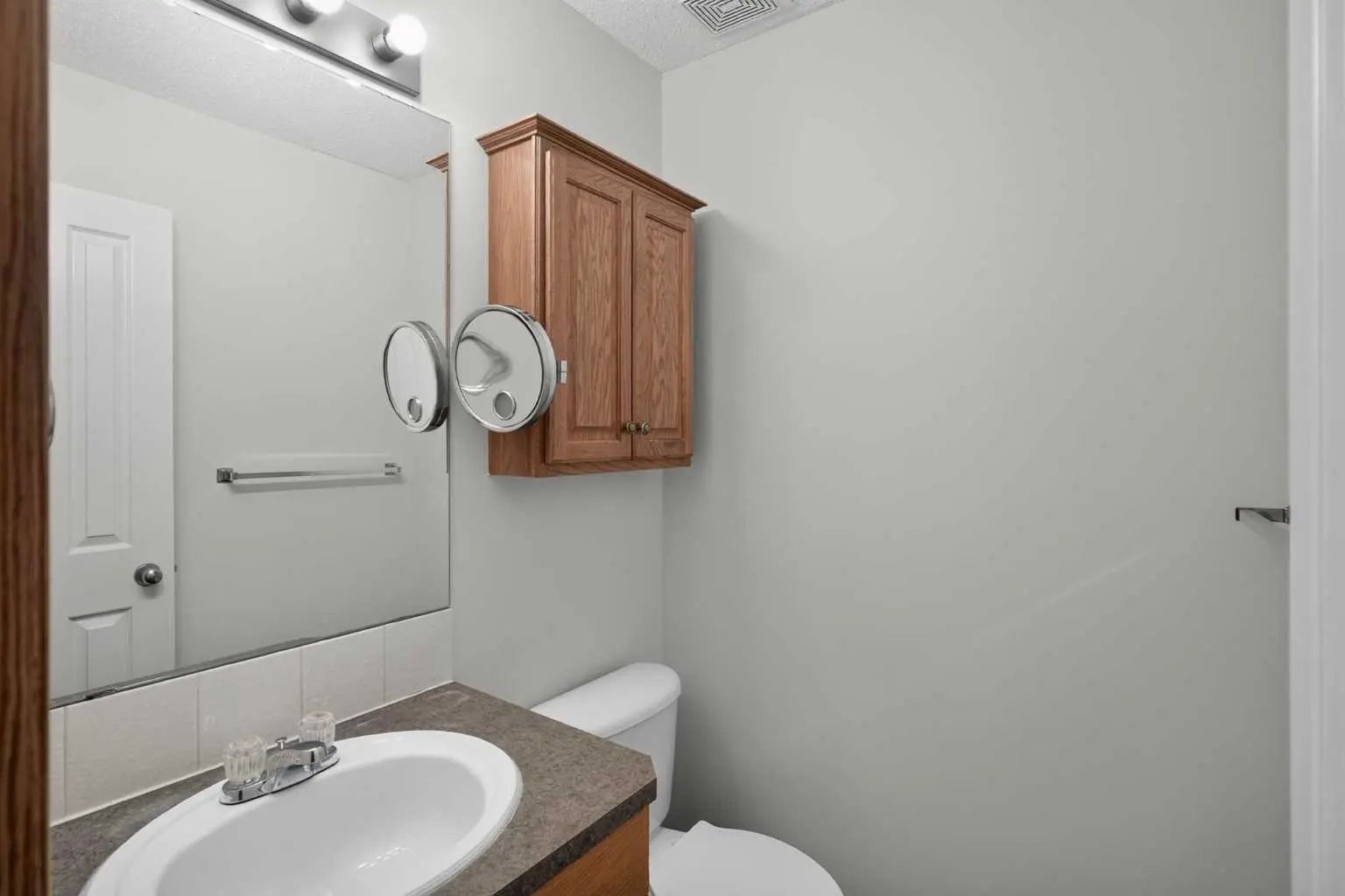 2337 Eversyde Avenue Southwest, Calgary – Residential Row/Townhouse Listing Photo 16