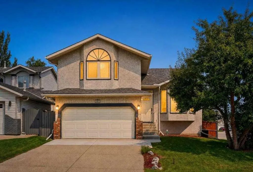 105 Riverview Court Se, Calgary