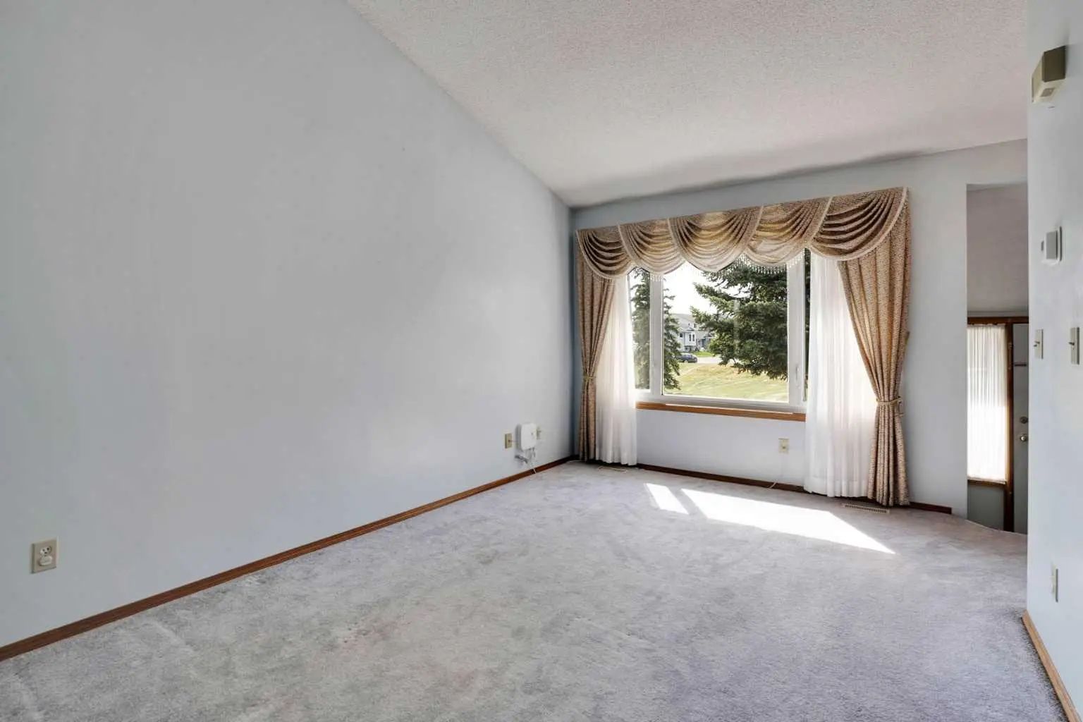 21 La Valencia Green Northeast, Calgary – Residential Detached Listing Photo 8