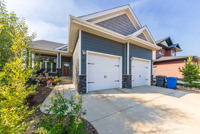 52 2715 73 Avenue , Lloydminster