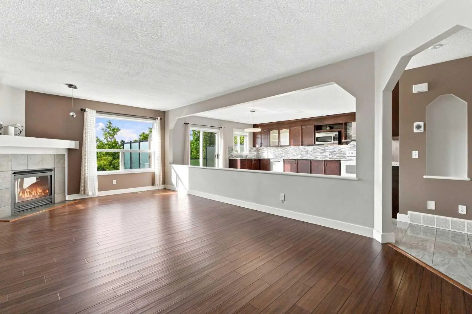 541 Citadel Meadow Bay Northwest, Calgary – Residential Detached Listing Photo 9