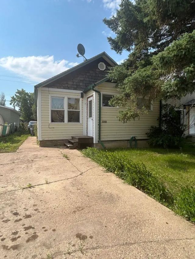 4621 50 Avenue , Vermilion