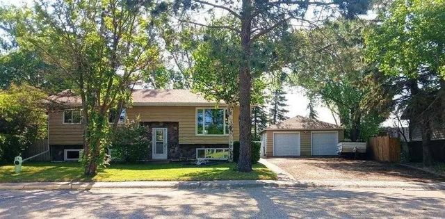 3808 49a Avenue , Innisfail
