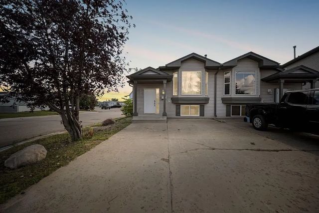 100 Bruin Bay , Fort McMurray