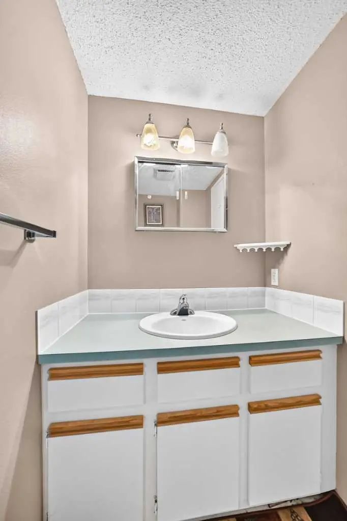 13 123 Queensland Drive Southeast, Calgary – Residential Row/Townhouse Listing Photo 11