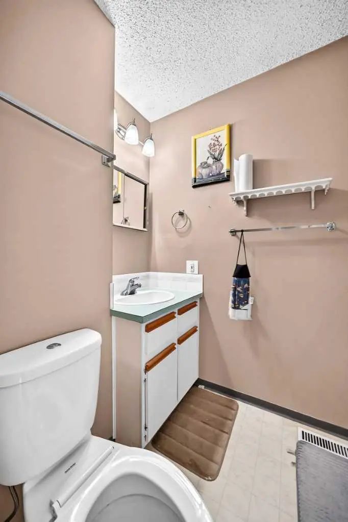 13 123 Queensland Drive Southeast, Calgary – Residential Row/Townhouse Listing Photo 17