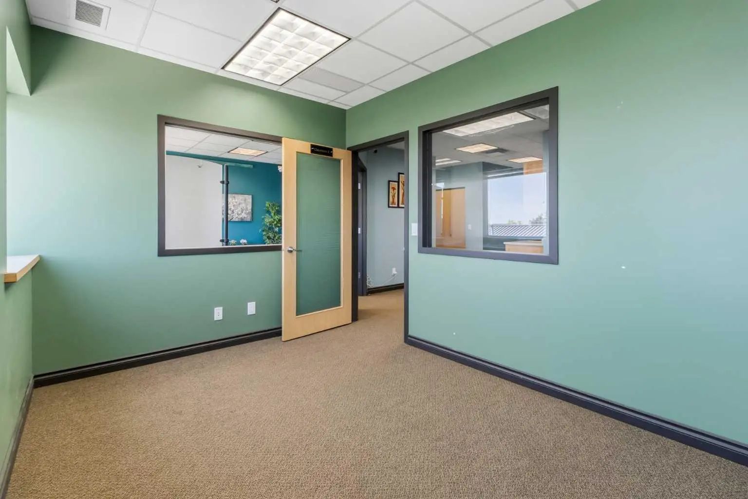 221 2770 3 Avenue Northeast, Calgary – Commercial Office Listing Photo 31