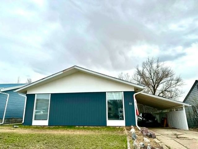 14 Spruce Drive , Drumheller