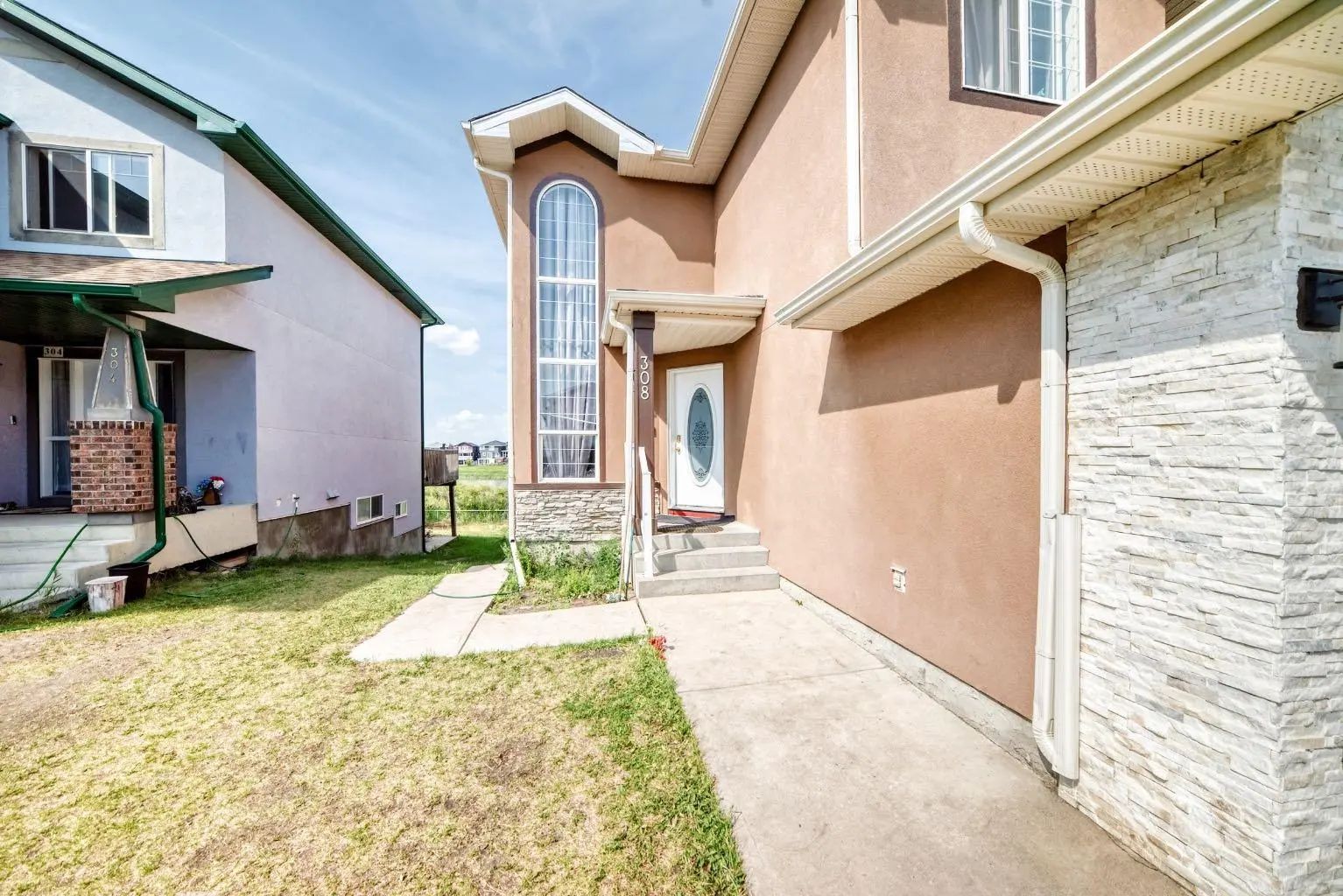 308 Taracove Estate Drive Northeast, Calgary – Residential Detached Listing Photo 2