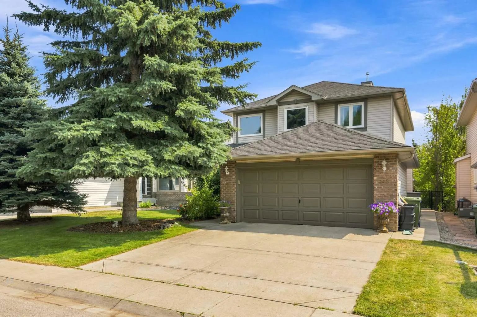 142 Riverview Circle Southeast, Calgary – Residential Detached Listing Photo 2