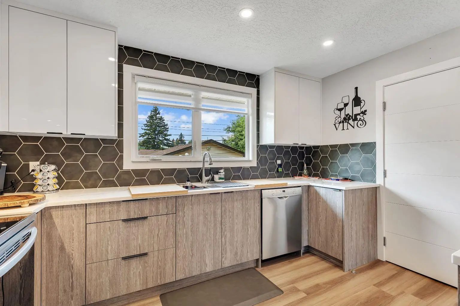 8031 Huntwick Hill Northeast, Calgary – Residential Detached Listing Photo 19