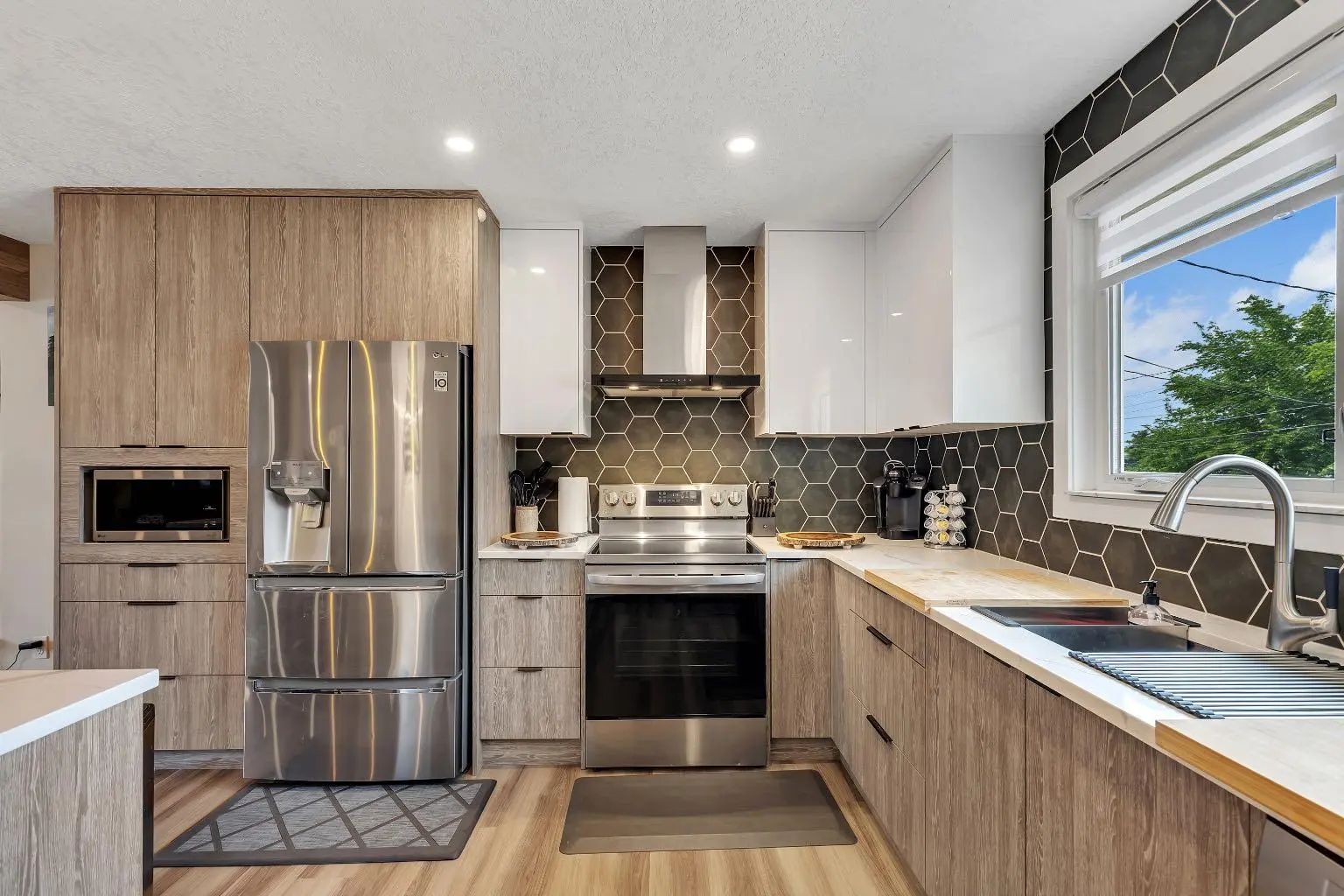 8031 Huntwick Hill Northeast, Calgary – Residential Detached Listing Photo 21