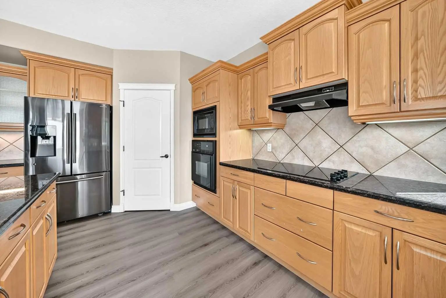 63 Royal Birch Point Northwest, Calgary – Residential Detached Listing Photo 9