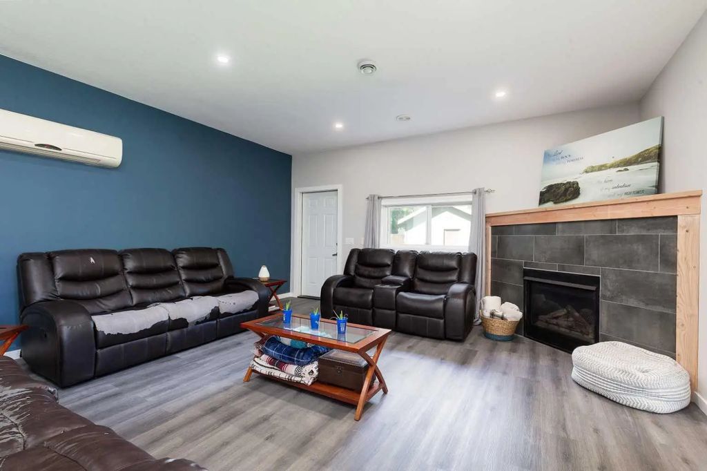 116 S 1 Street W, Magrath