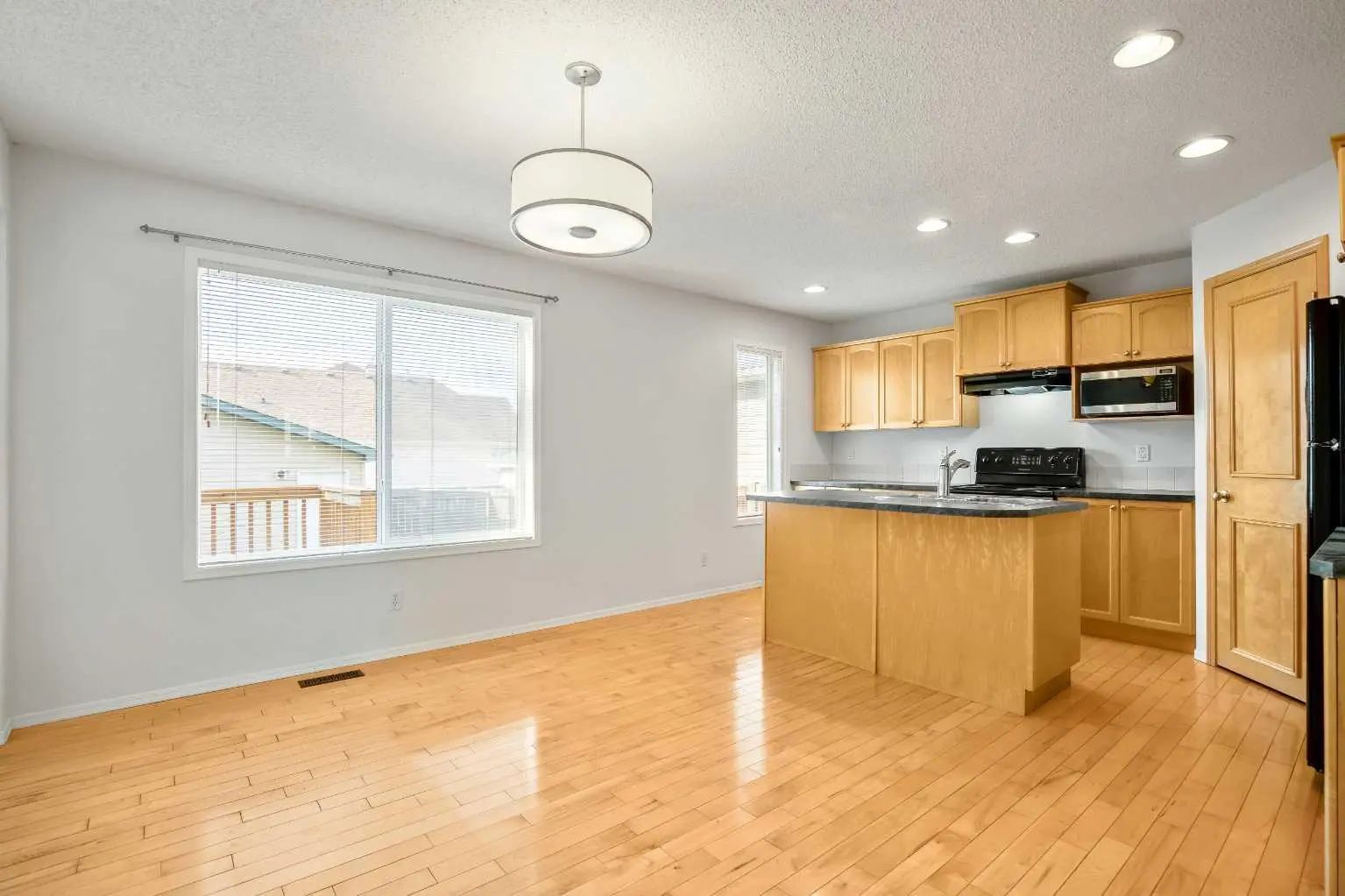 179 Prestwick Drive Southeast, Calgary – Residential Detached Listing Photo 21