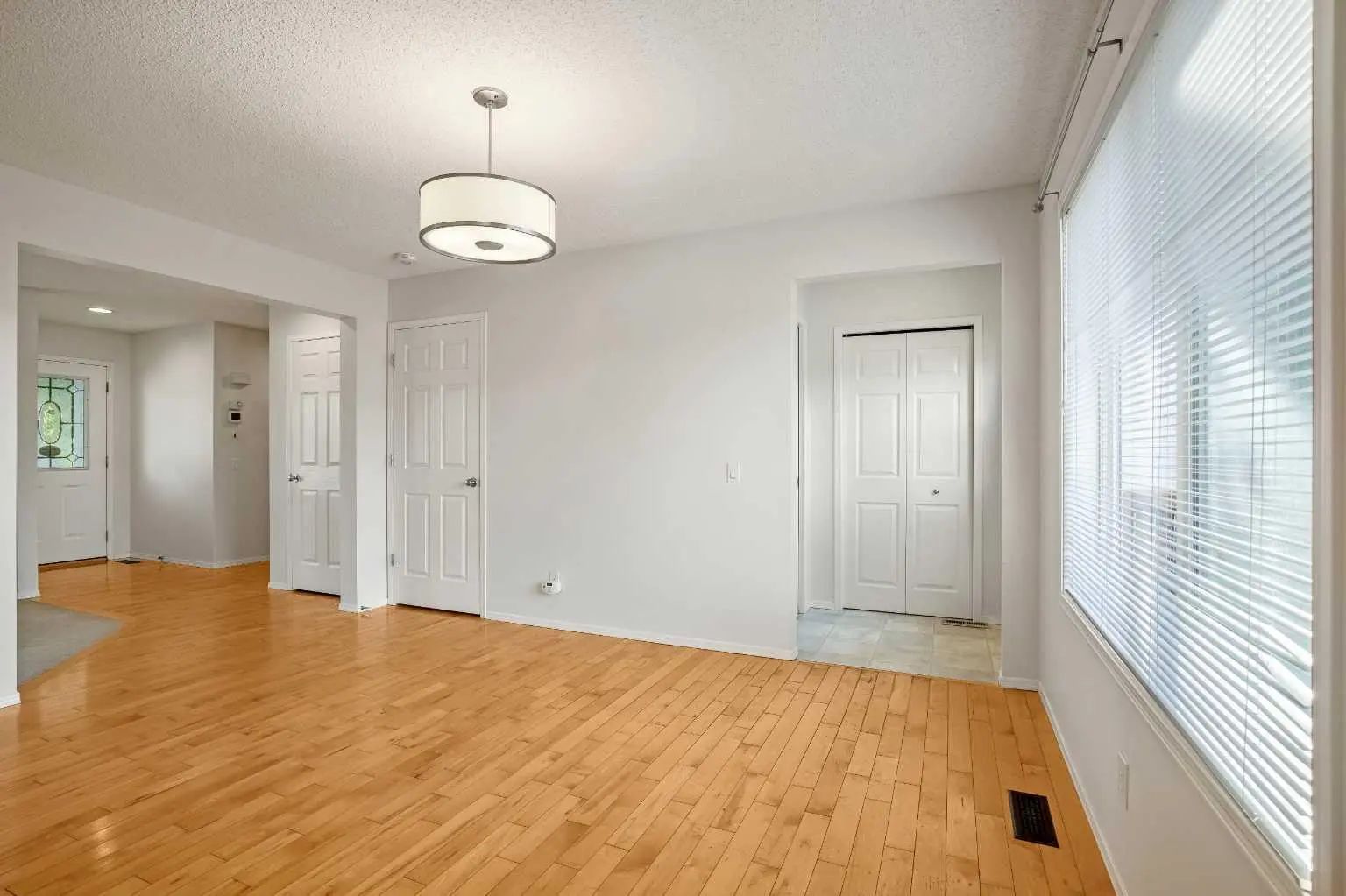179 Prestwick Drive Southeast, Calgary – Residential Detached Listing Photo 25