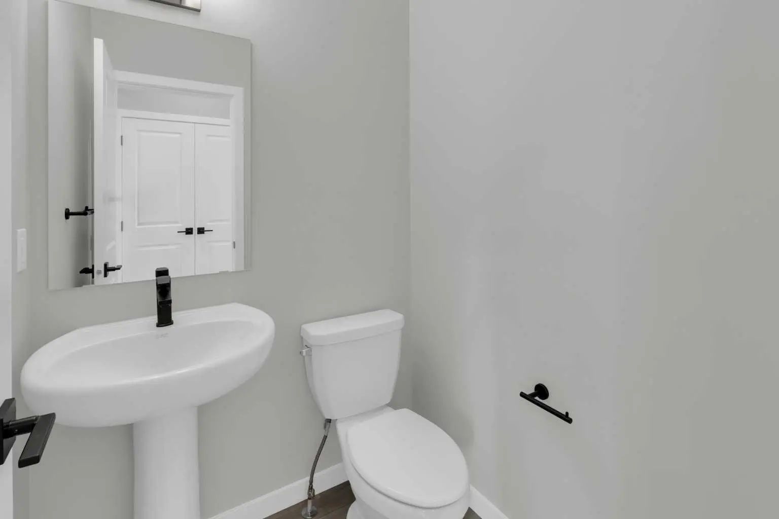 172 Starling Place Northwest, Calgary – Residential Detached Listing Photo 15