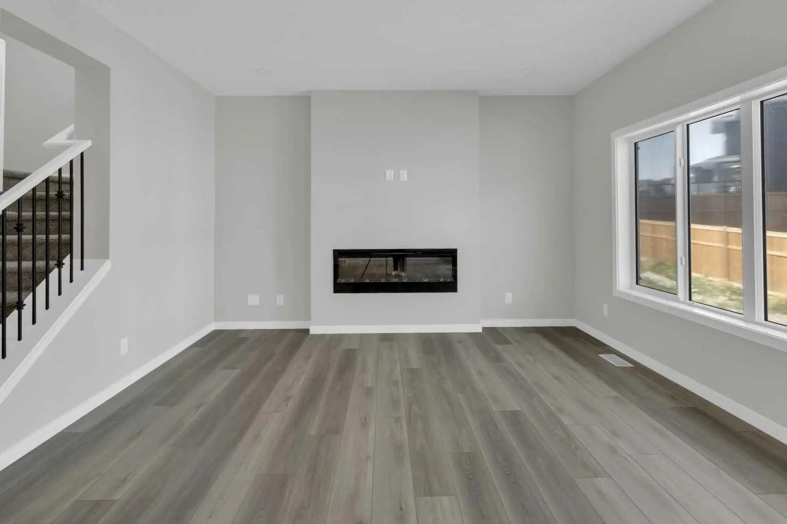 172 Starling Place Northwest, Calgary – Residential Detached Listing Photo 9