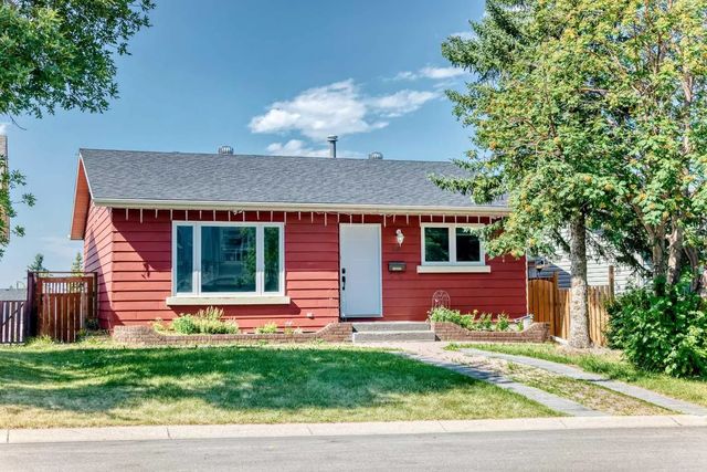 32 Macewan Park Link Nw, Calgary