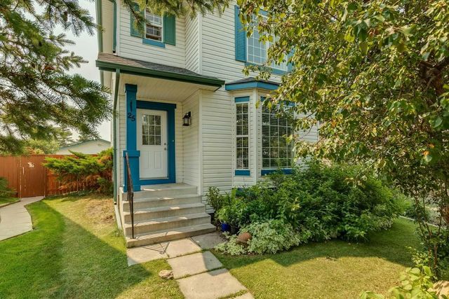 25 Coville Gardens Ne, Calgary