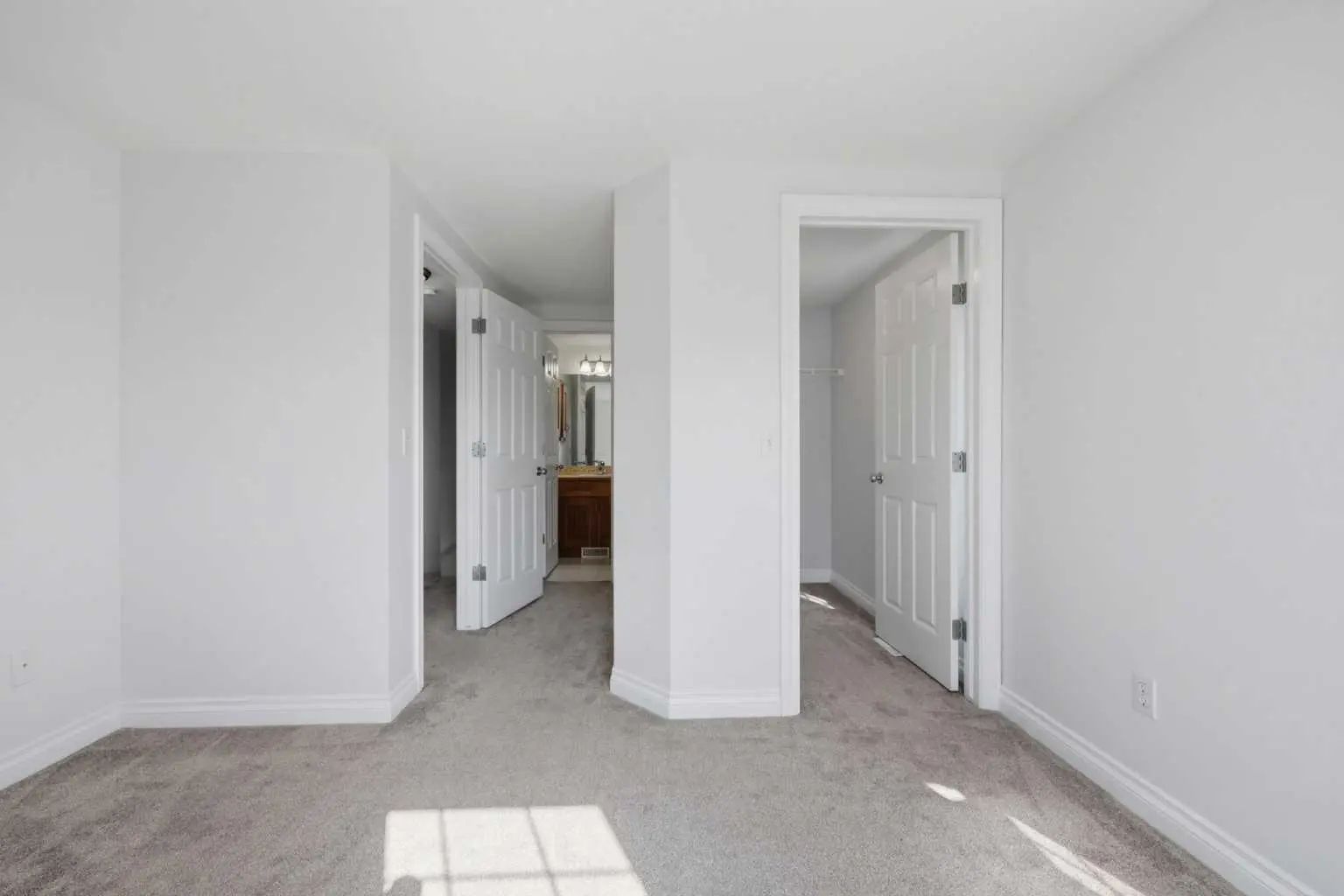 172 Somme Manor Southwest, Calgary – Residential Semi Detached (Half Duplex) Listing Photo 21
