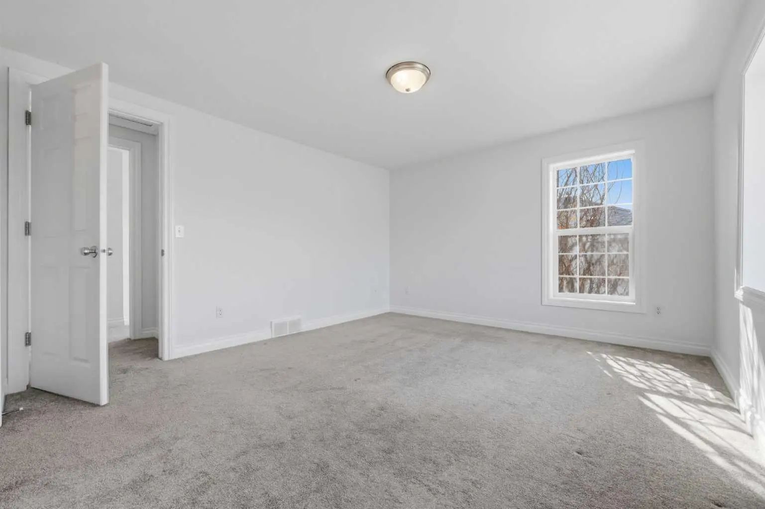 172 Somme Manor Southwest, Calgary – Residential Semi Detached (Half Duplex) Listing Photo 26