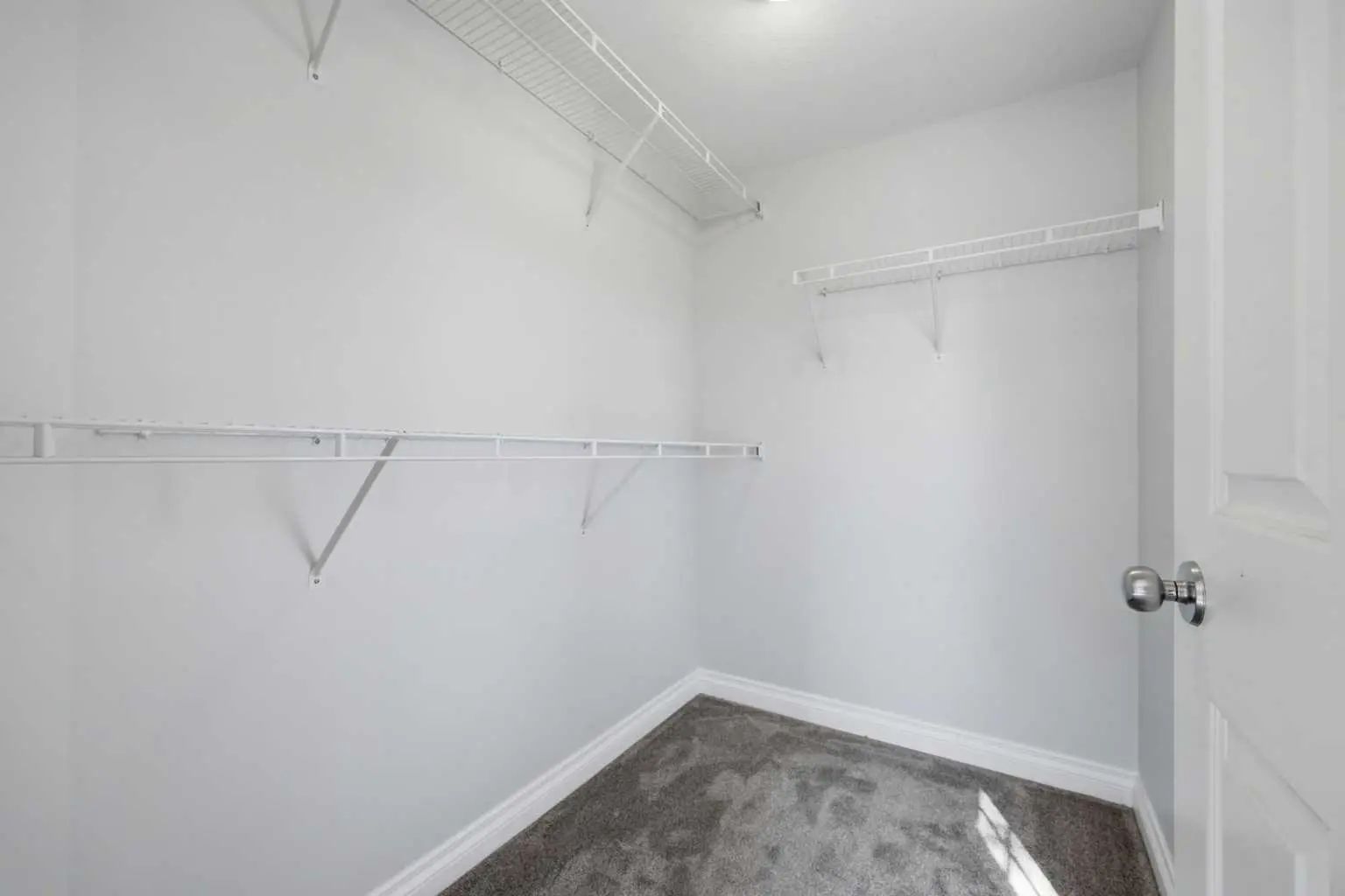 172 Somme Manor Southwest, Calgary – Residential Semi Detached (Half Duplex) Listing Photo 29