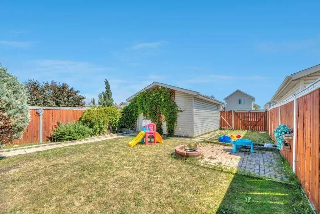118 Tarington Close Northeast, Calgary – Residential Detached Listing Photo 7