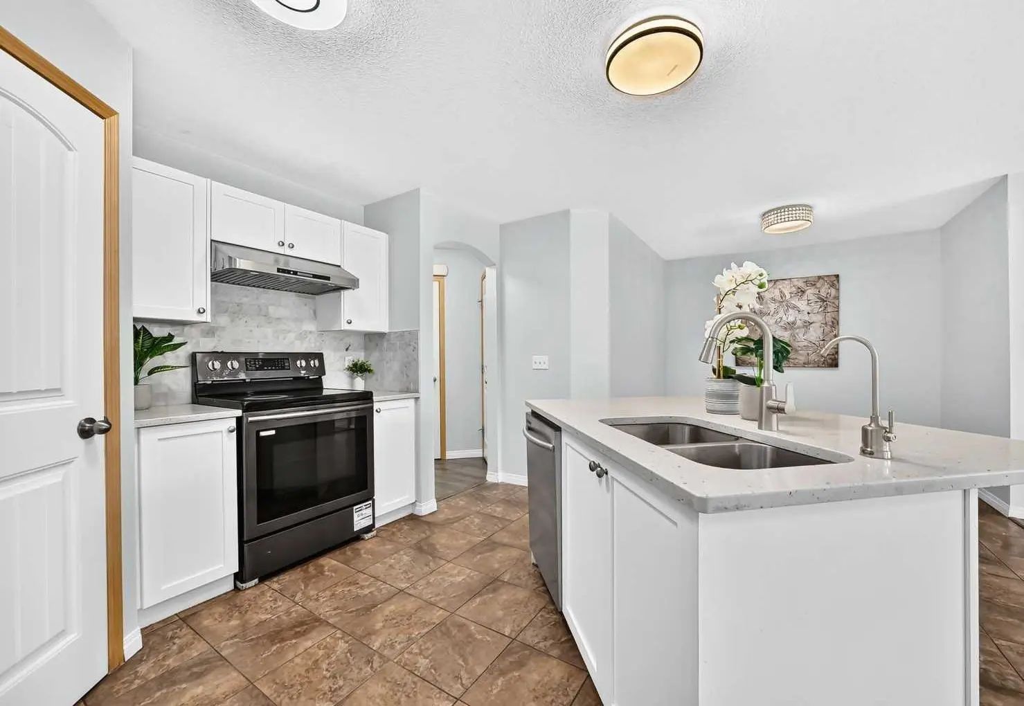 103 160 Panatella Landing Northwest, Calgary – Residential Row/Townhouse Listing Photo 5