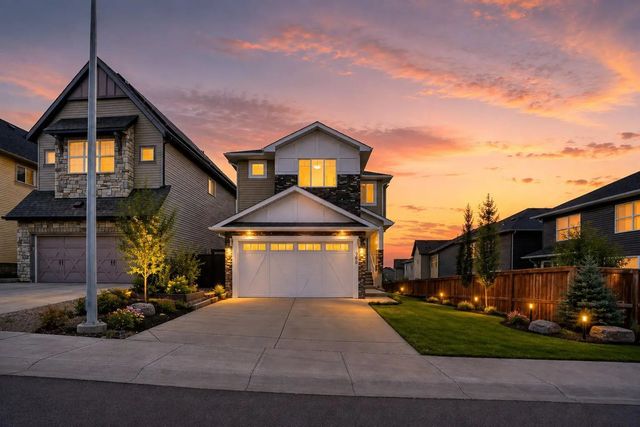 368 Nolanhurst Crescent Nw, Calgary