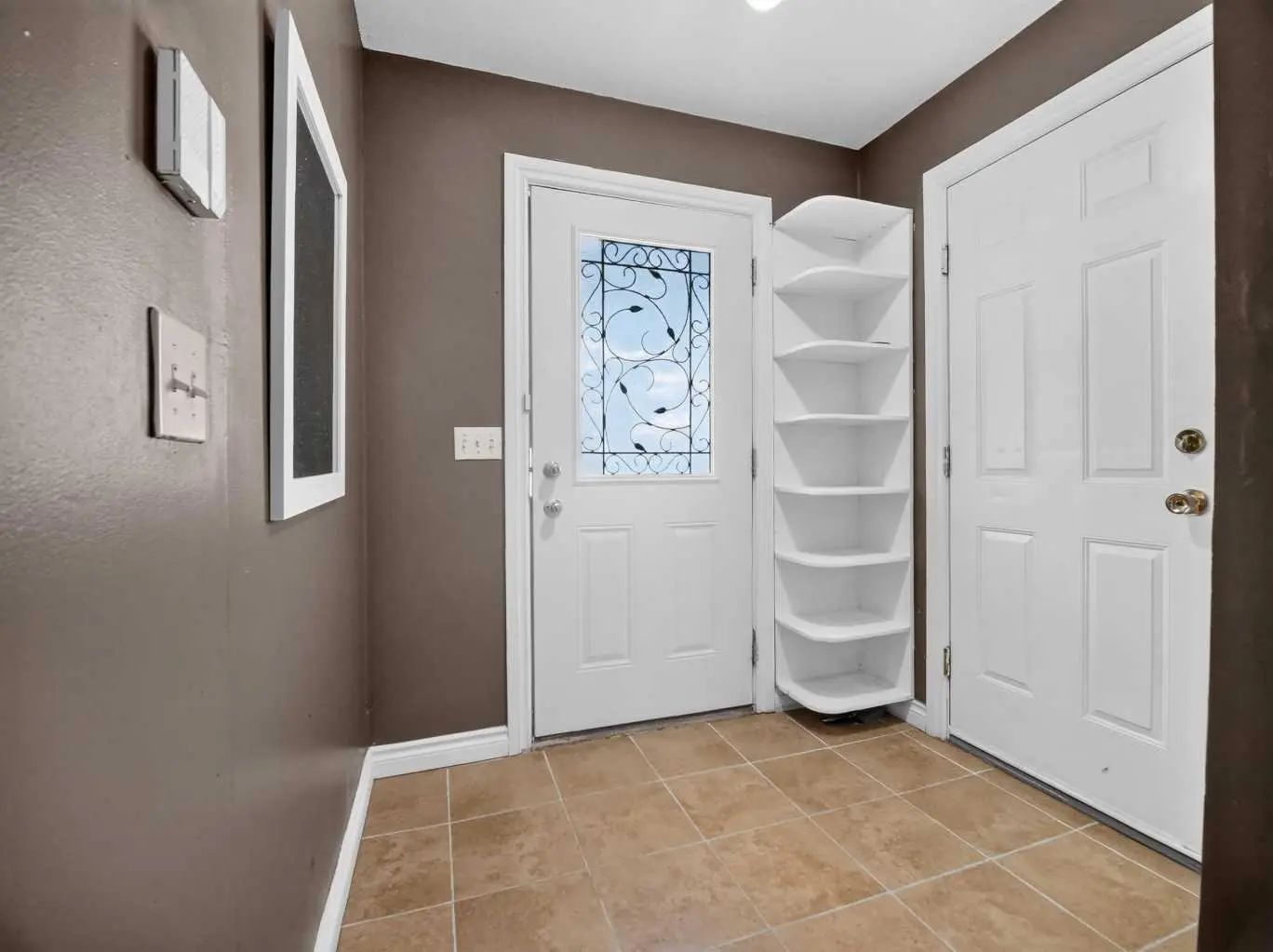 285 Fresno Place Northeast, Calgary – Residential Detached Listing Photo 2