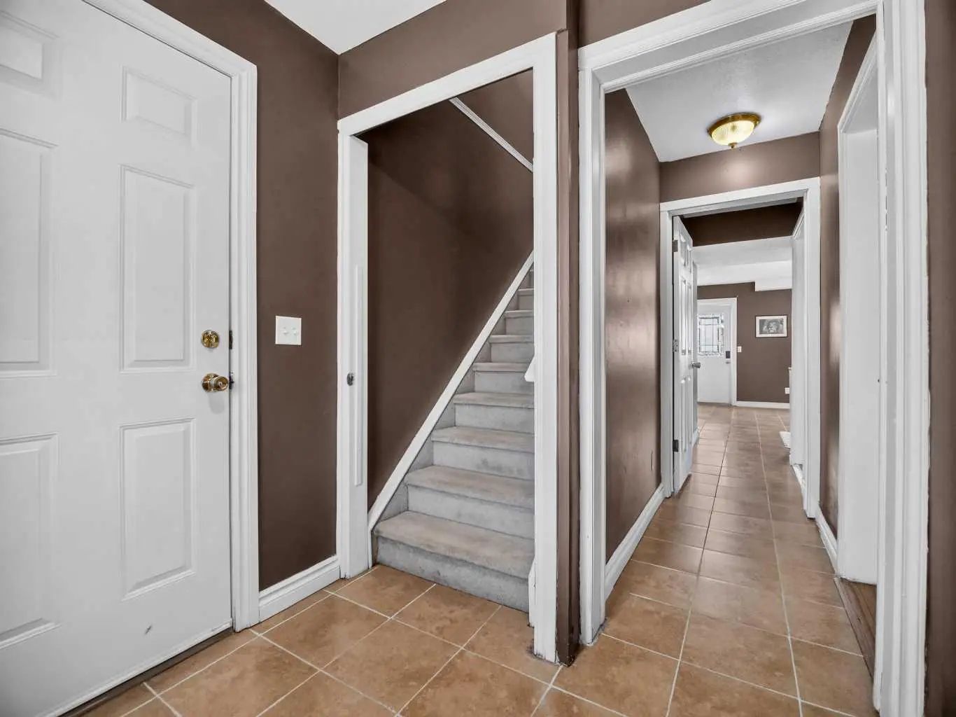 285 Fresno Place Northeast, Calgary – Residential Detached Listing Photo 3