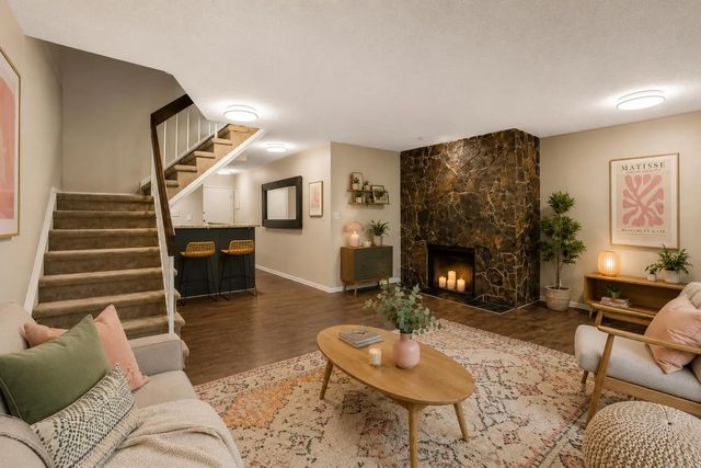 9 722 4a Street Ne, Calgary