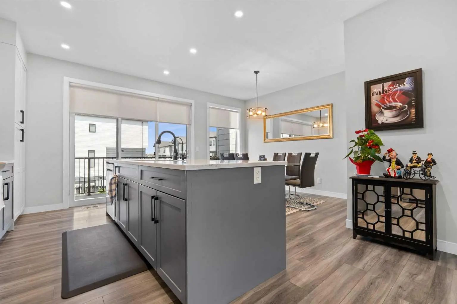 32 Evanscrest Court Northwest, Calgary – Residential Row/Townhouse Listing Photo 3