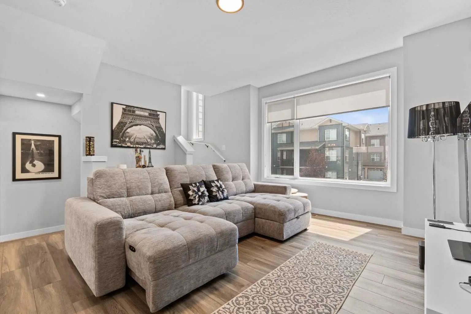 32 Evanscrest Court Northwest, Calgary – Residential Row/Townhouse Listing Photo 5